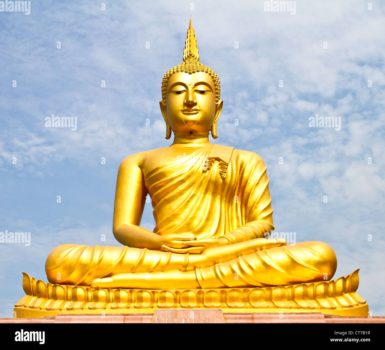 Estatua de Buda, Ubonratchathani, Tailandia Foto de stock