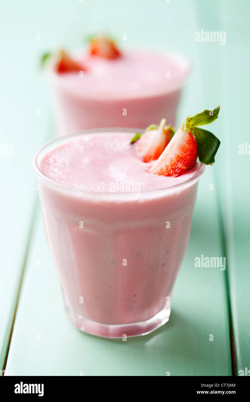 Batido de Fresa closeup, someras dof Foto de stock