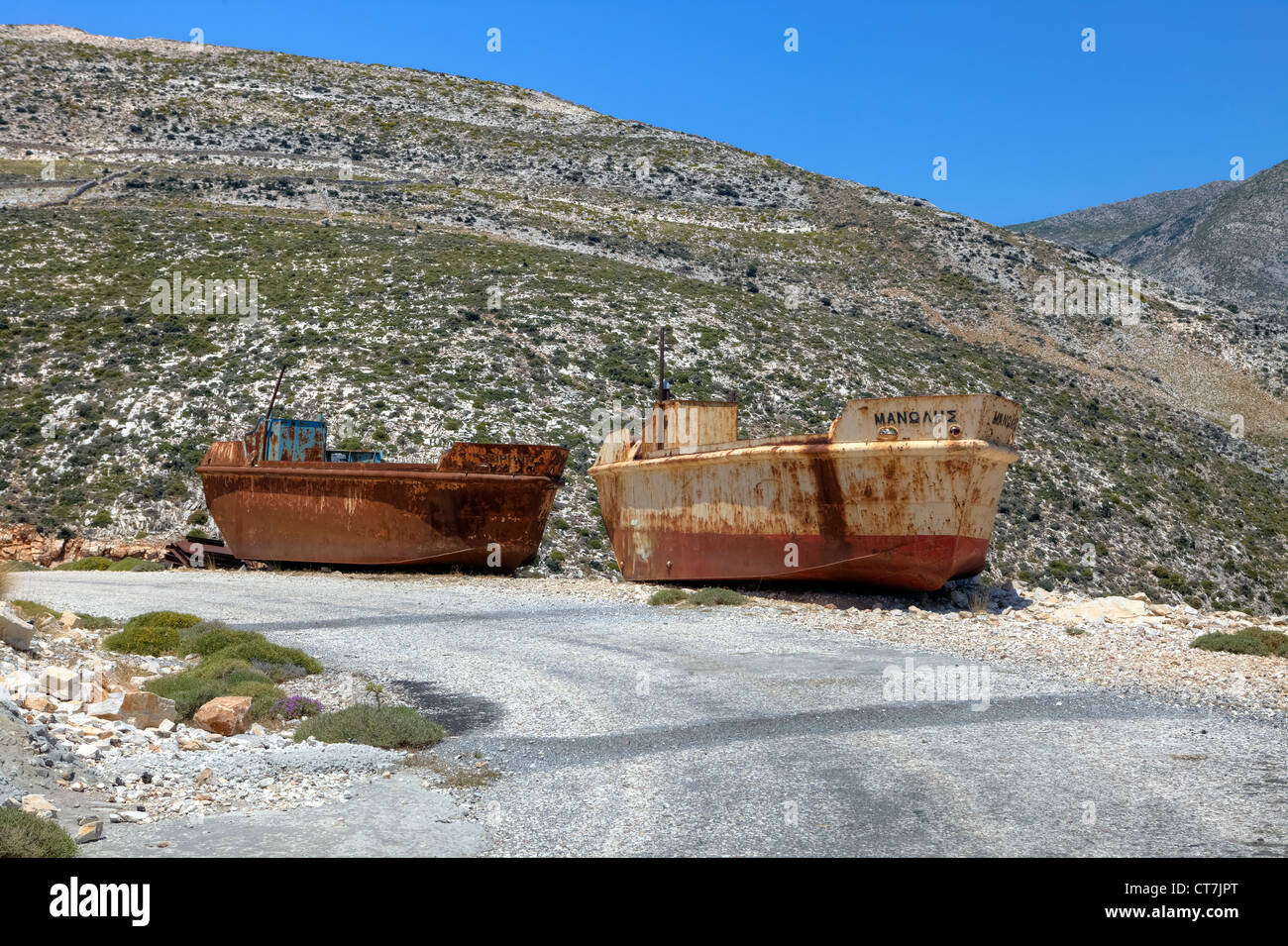 Antiguos barcos de carga para la extracción de esmeril Moutsouna, Naxos, Grecia Foto de stock