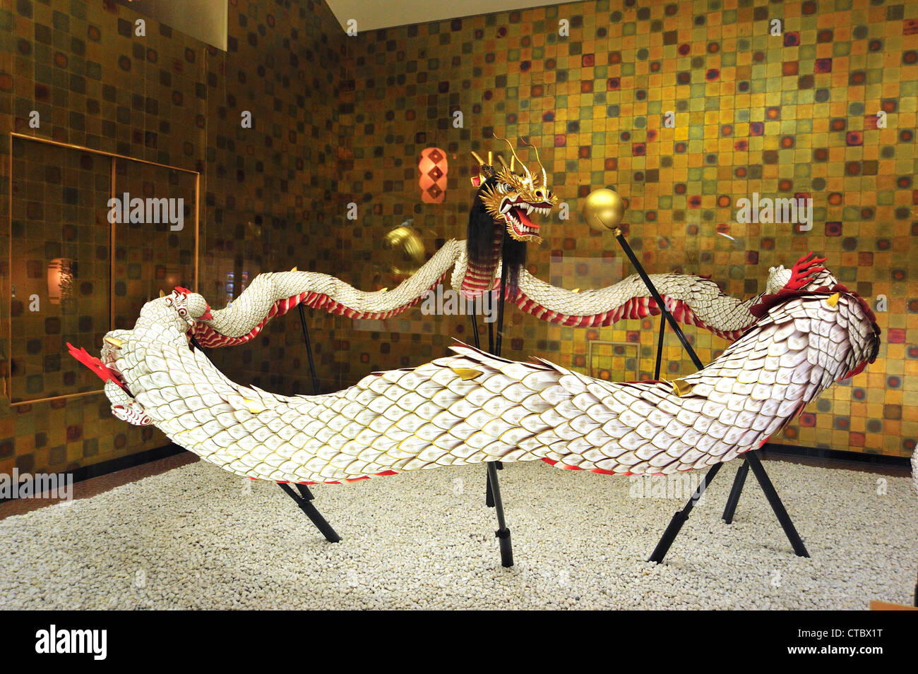 Dragon, Glover Garden, de la ciudad de Nagasaki, Prefectura de Nagasaki, Kyushu, Japón Foto de stock