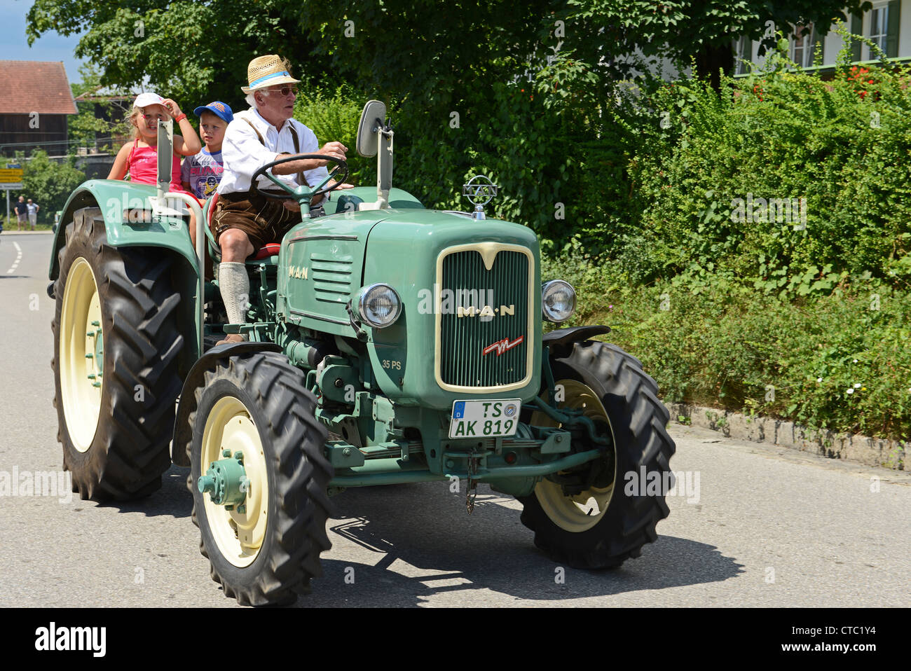 Tractor MAN en una reunión celebrada en Nussdorf en Baviera Fotografía