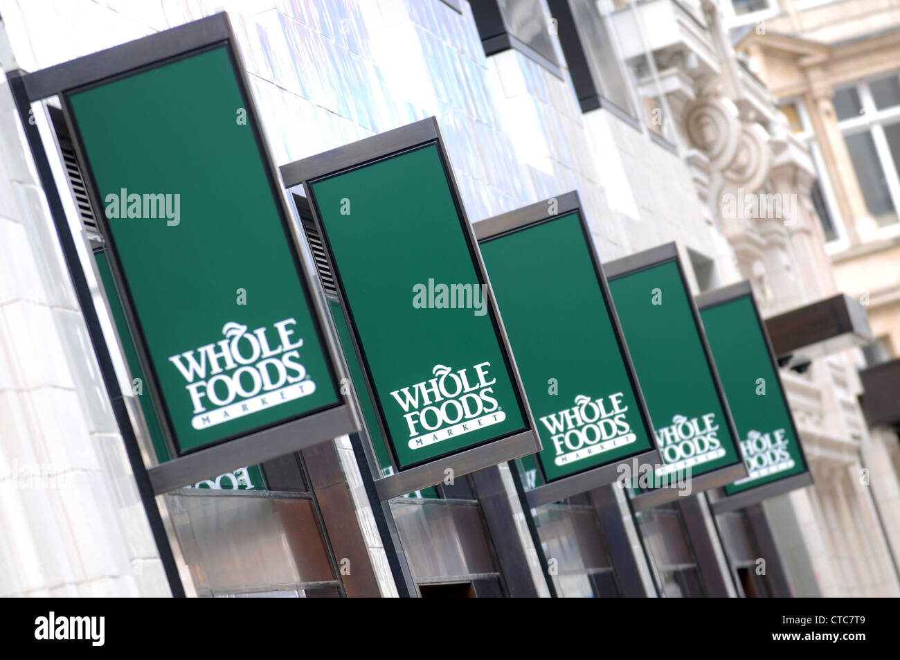 Tienda Whole Foods Market, Londres, Inglaterra, Reino Unido Foto de stock