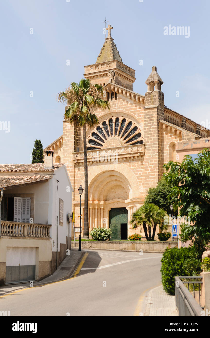 La iglesia católica romana en Son Carrio, Mallorca/Mallorca Foto de stock