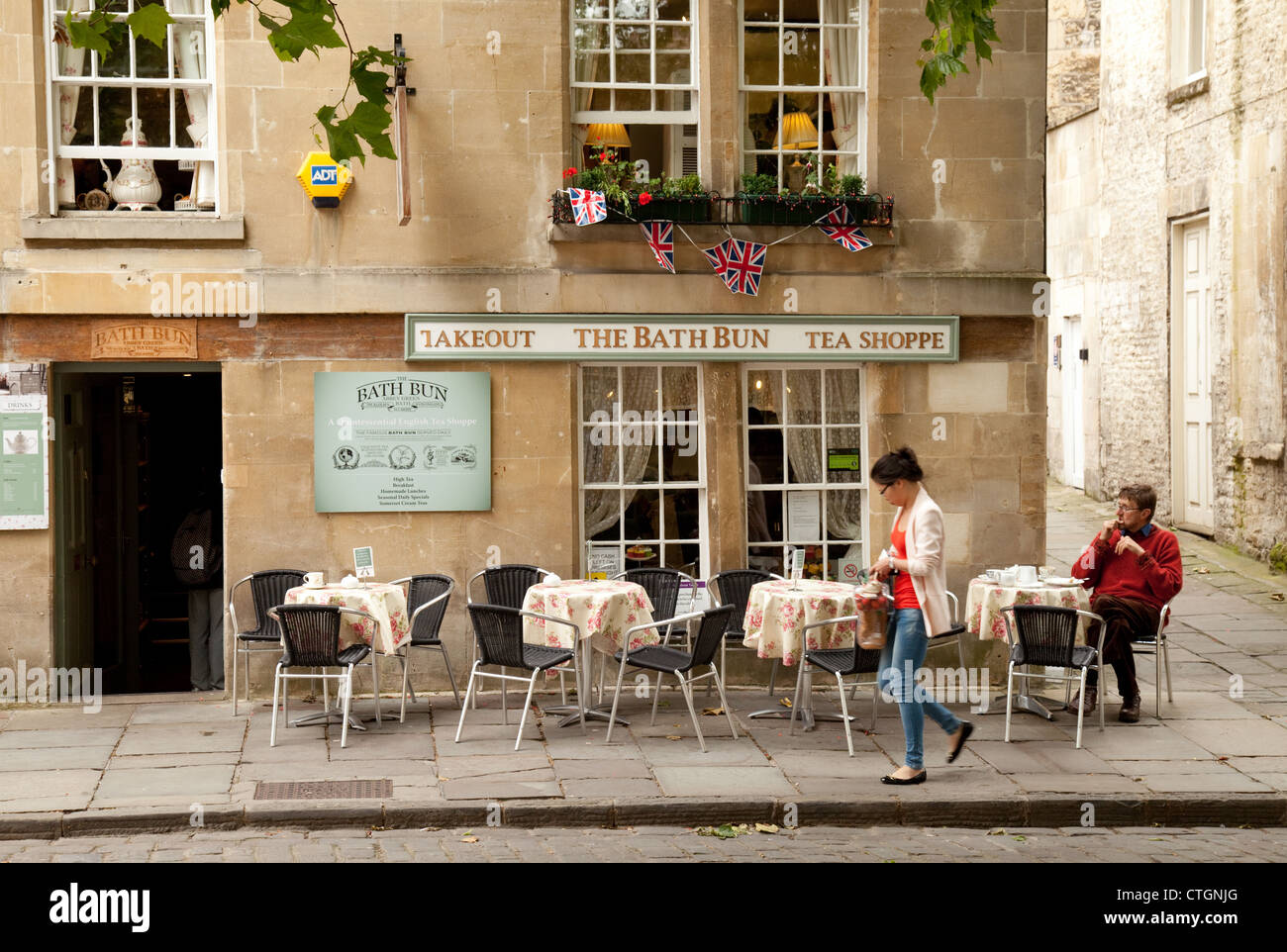 La tienda de té tradicional Bun Baño Bath Somerset, Reino Unido Foto de stock