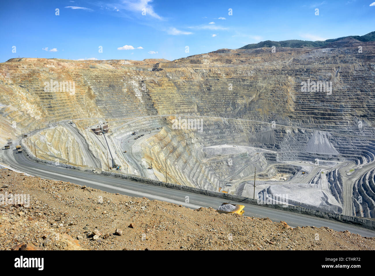 Mina Bingham Canyon Aka Kennecott Copper Mine La Mineria A Cielo Abierto Al Suroeste De Salt Lake City Utah Ee Uu Fotografia De Stock Alamy