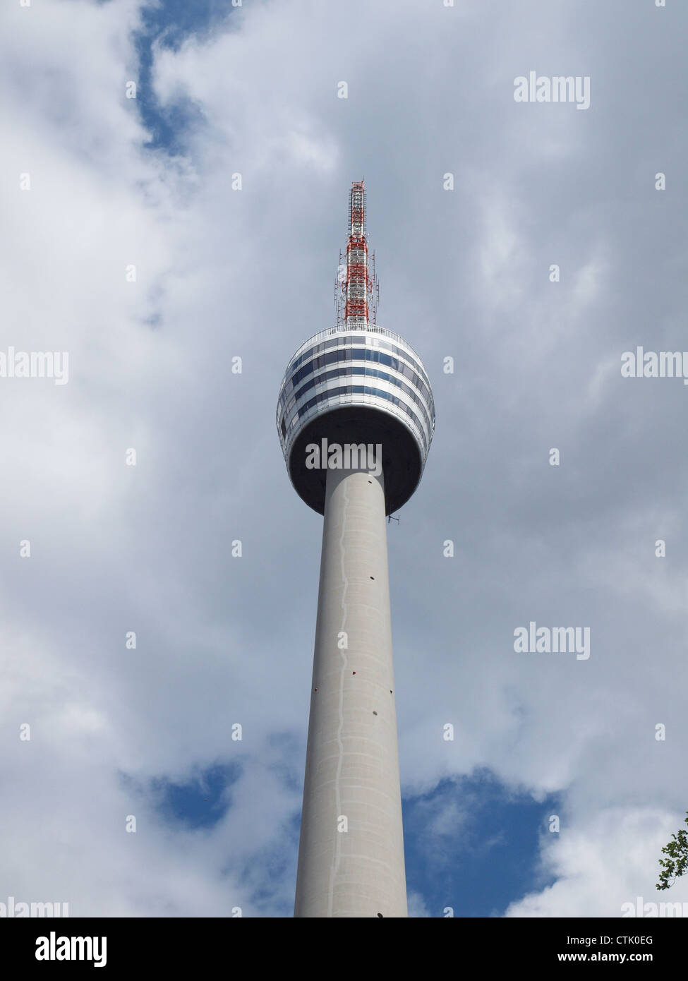 Fernseh Turm (torre de TV) en Stuttgart, Alemania Foto de stock