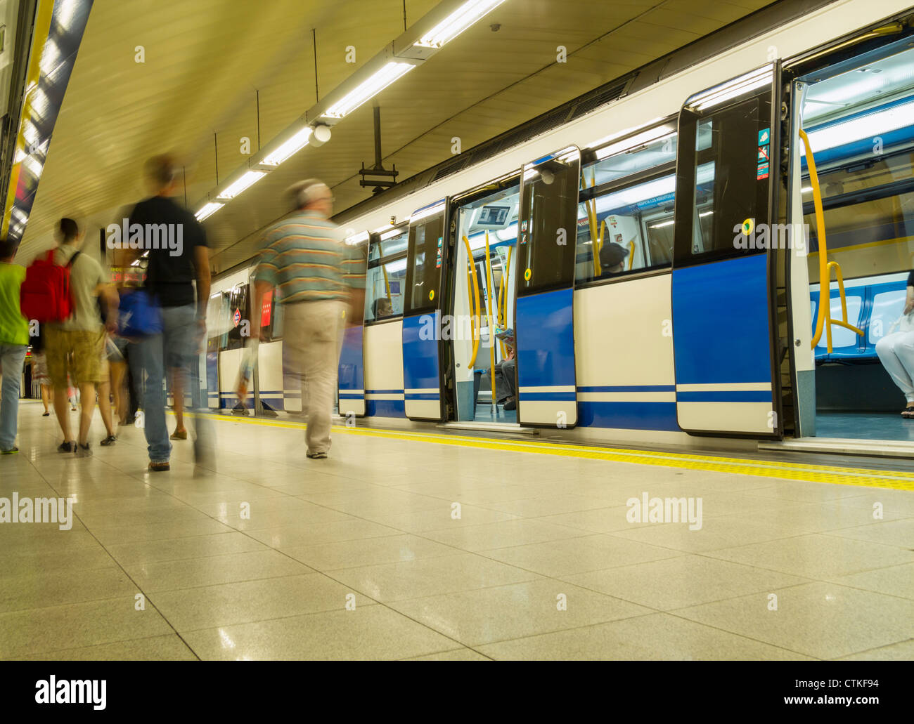 La estación de Metro de Madrid, España, Europa Fotografía de stock Alamy