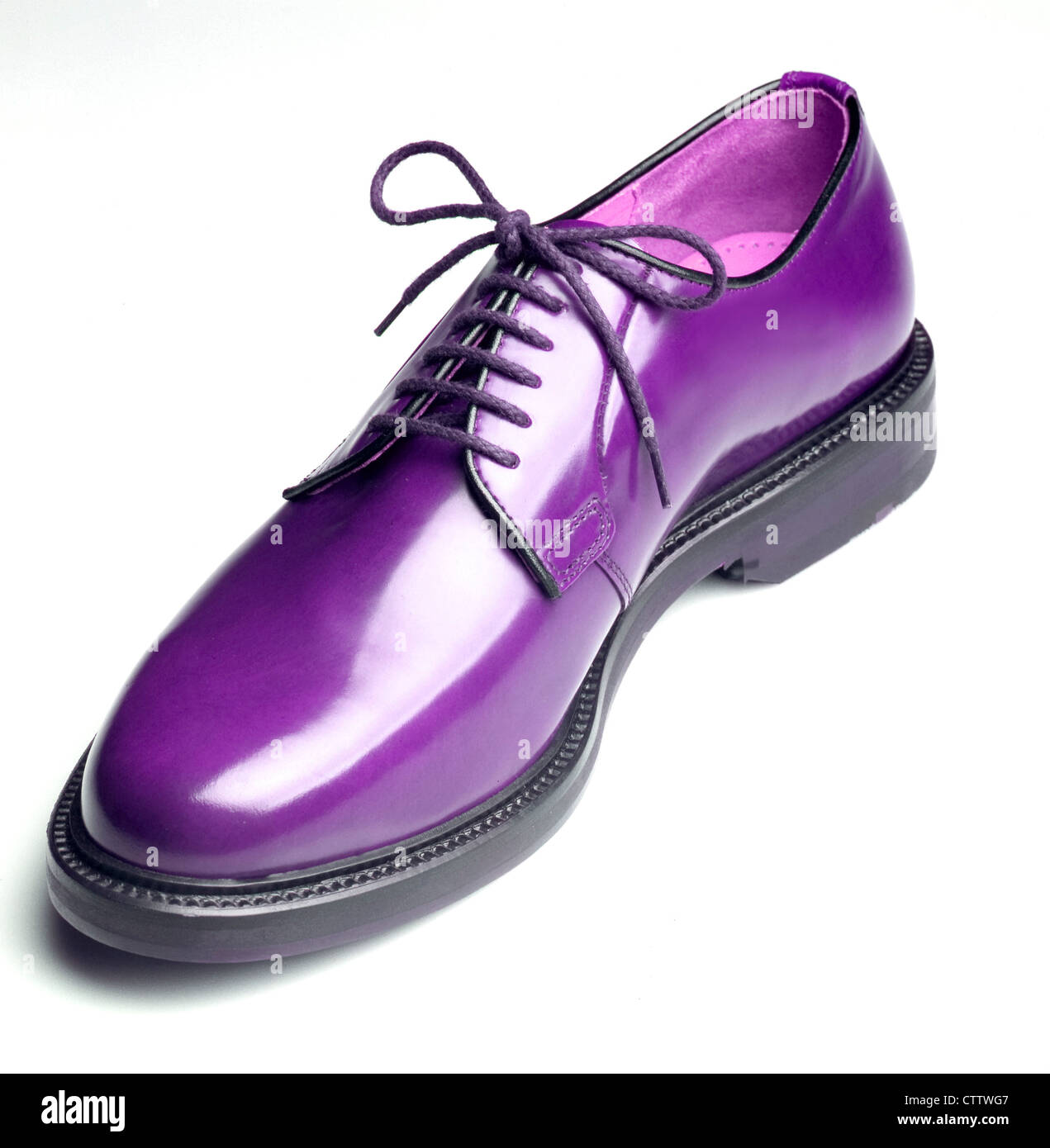Zapatos de charol fotografías e imágenes de alta resolución - Alamy