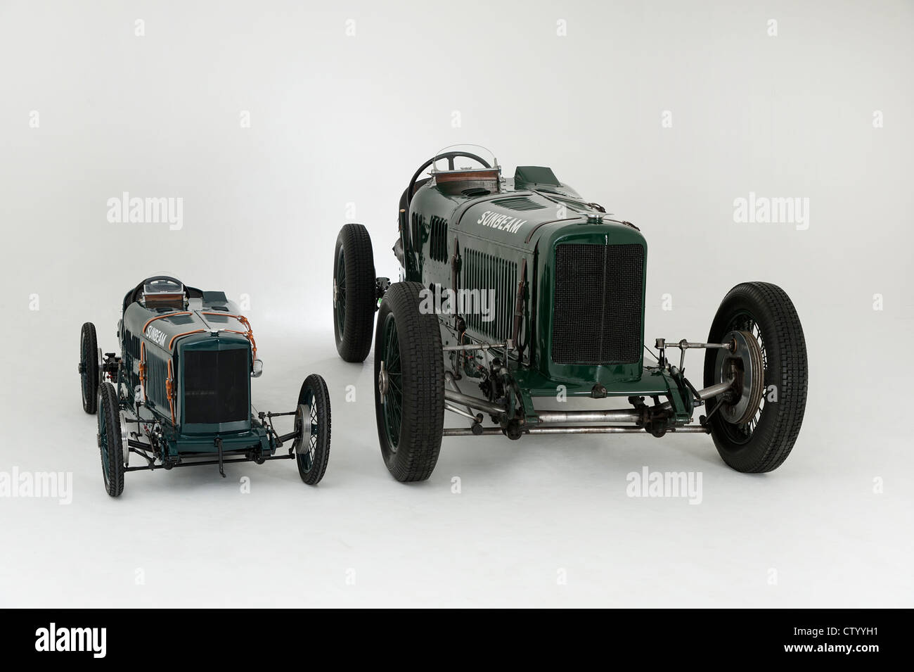Pedal car racing fotografías e imágenes de alta resolución - Alamy