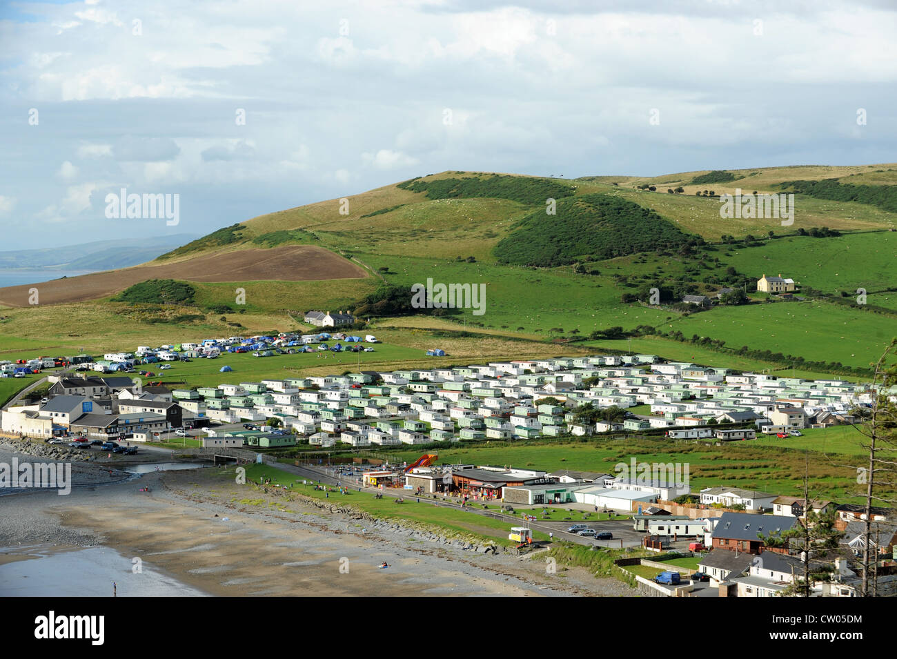Parques de caravanas en Clarach Bay cerca de Aberystwyth en Gales Uk Foto de stock