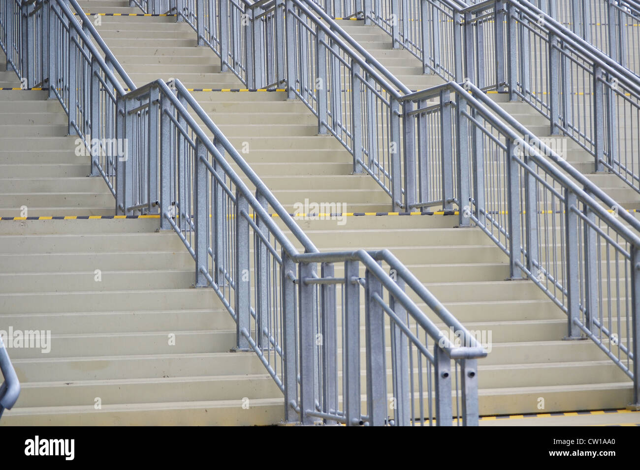 Las escaleras en el espacio público Foto de stock