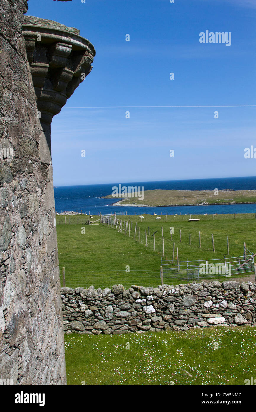 En Unist Muness Castillo en las Islas Shetland Foto de stock