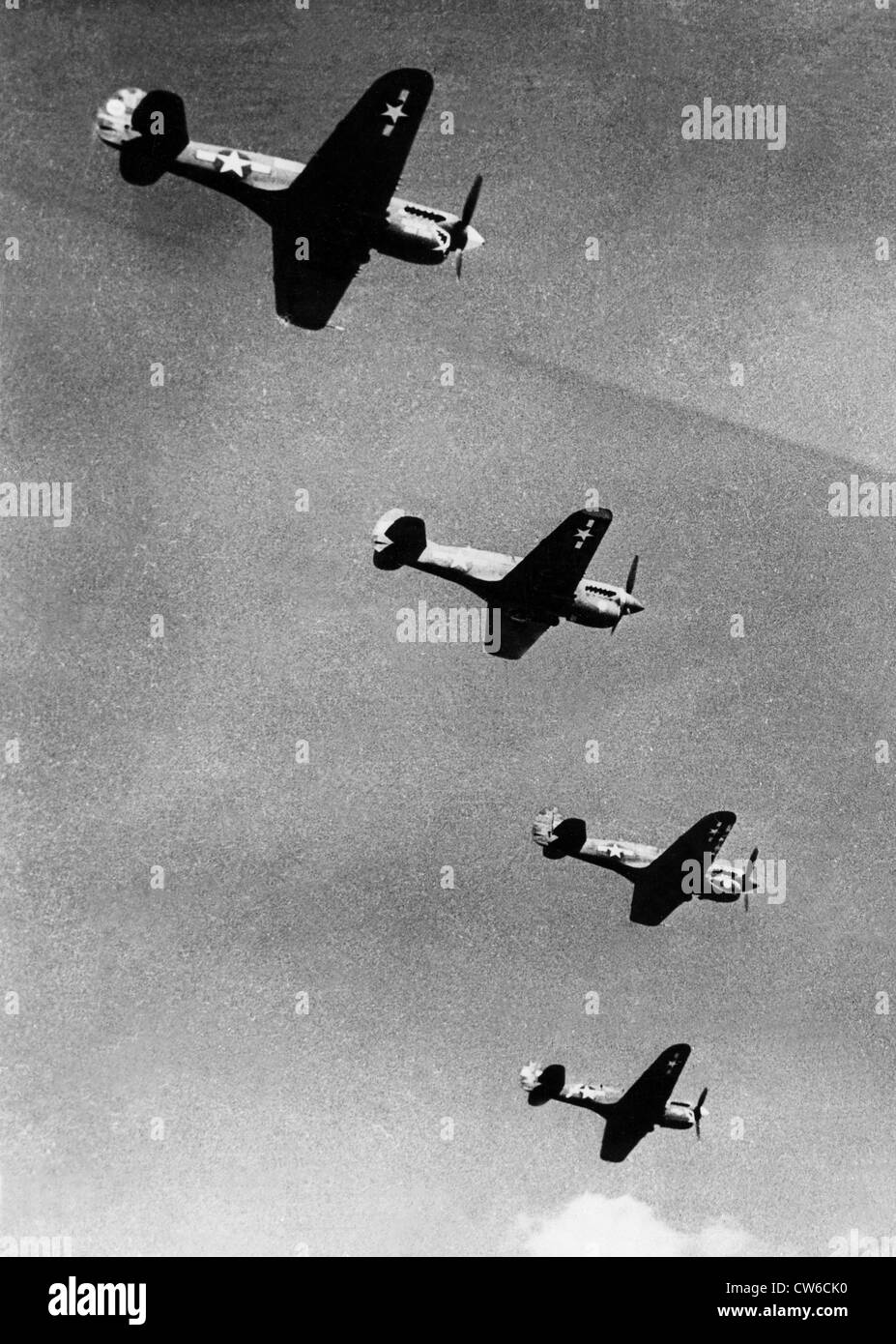 Aviones de combate estadounidenses guardar vigilia en chino del cielo (1944) Foto de stock