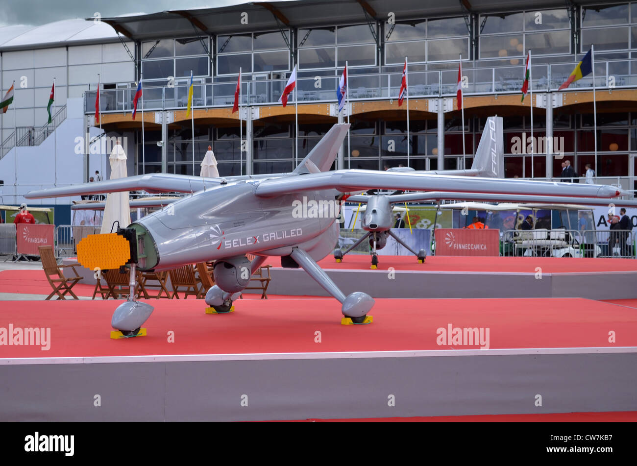 SELEX Galileo Falco UAV en exhibición en Farnborough International Airshow 2012 Foto de stock