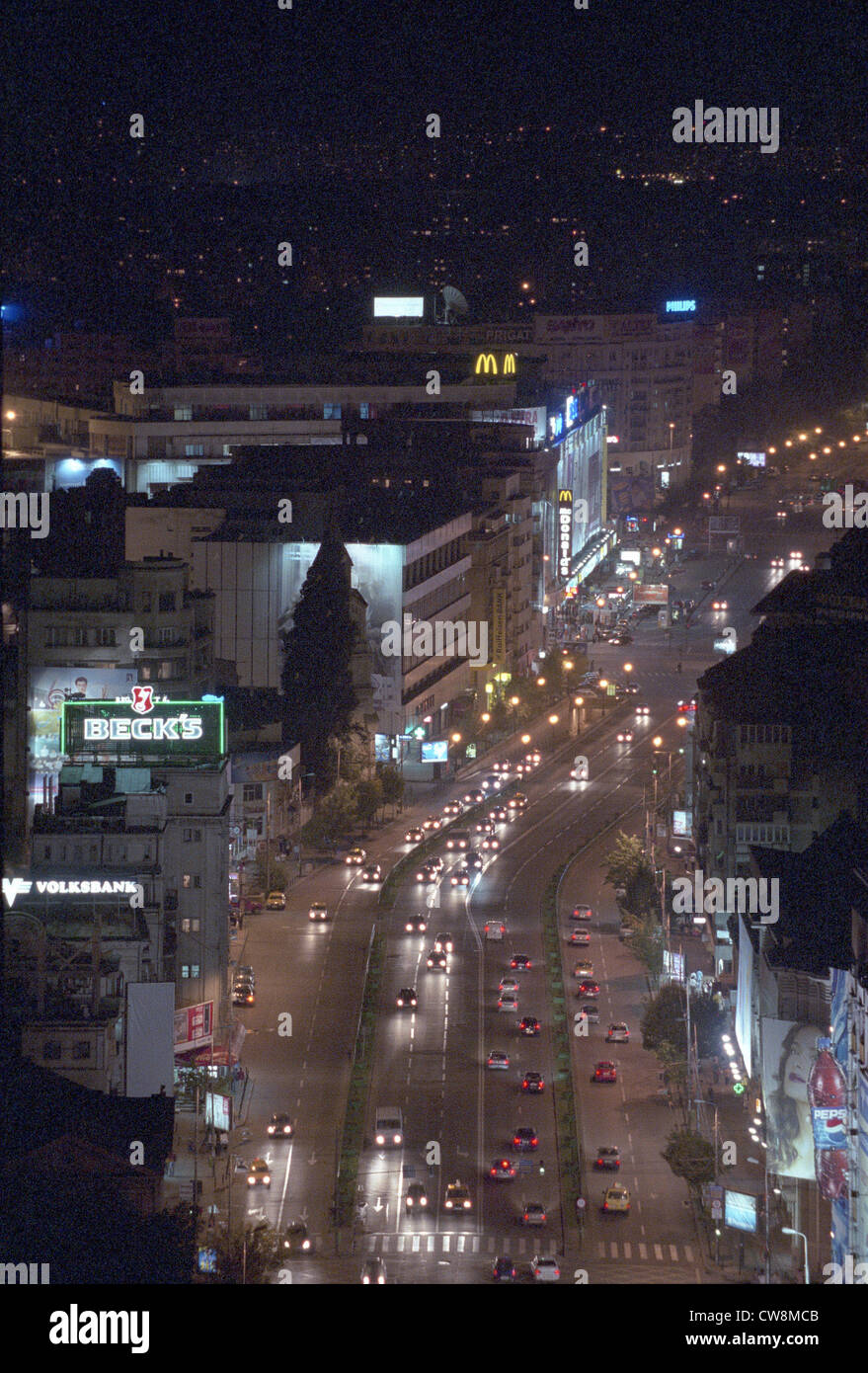 Con vistas al bulevar Bratianu (el bulevar Bratianu) en Bucarest. Foto de stock