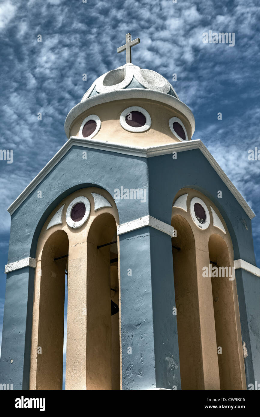 Campanario de una iglesia griega Foto de stock