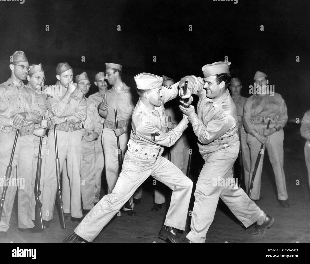 La formación del ejército de EE.UU., 1940. Cortesía: CSU Archives / Everett Collection Foto de stock