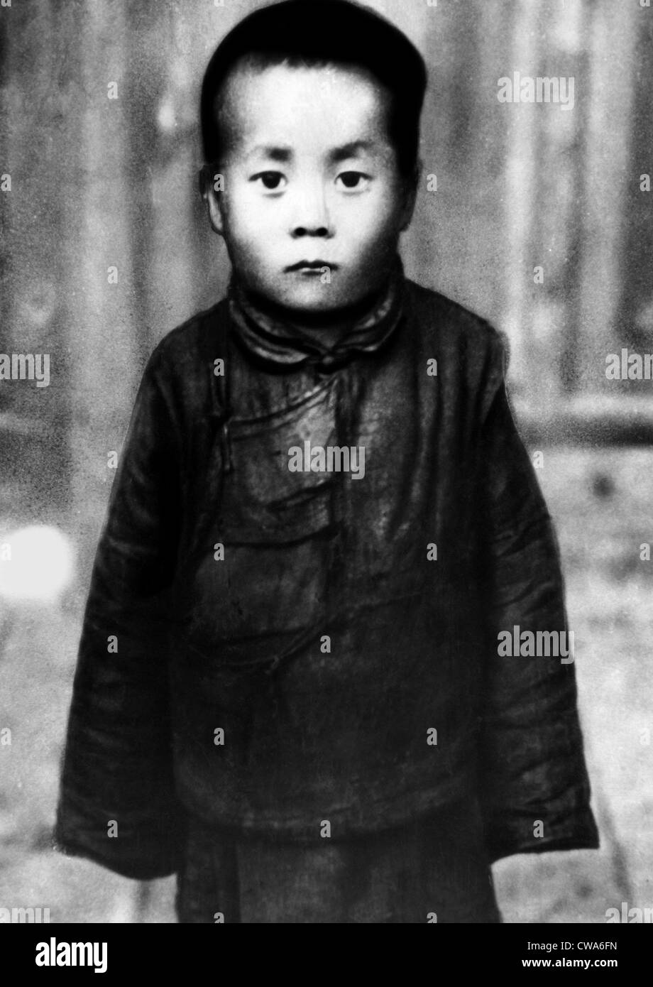 Tenzin Gyatso, antes de ser realizados al Dalai Lama, 1940. Cortesía: CSU Archives/Everett Collection Foto de stock