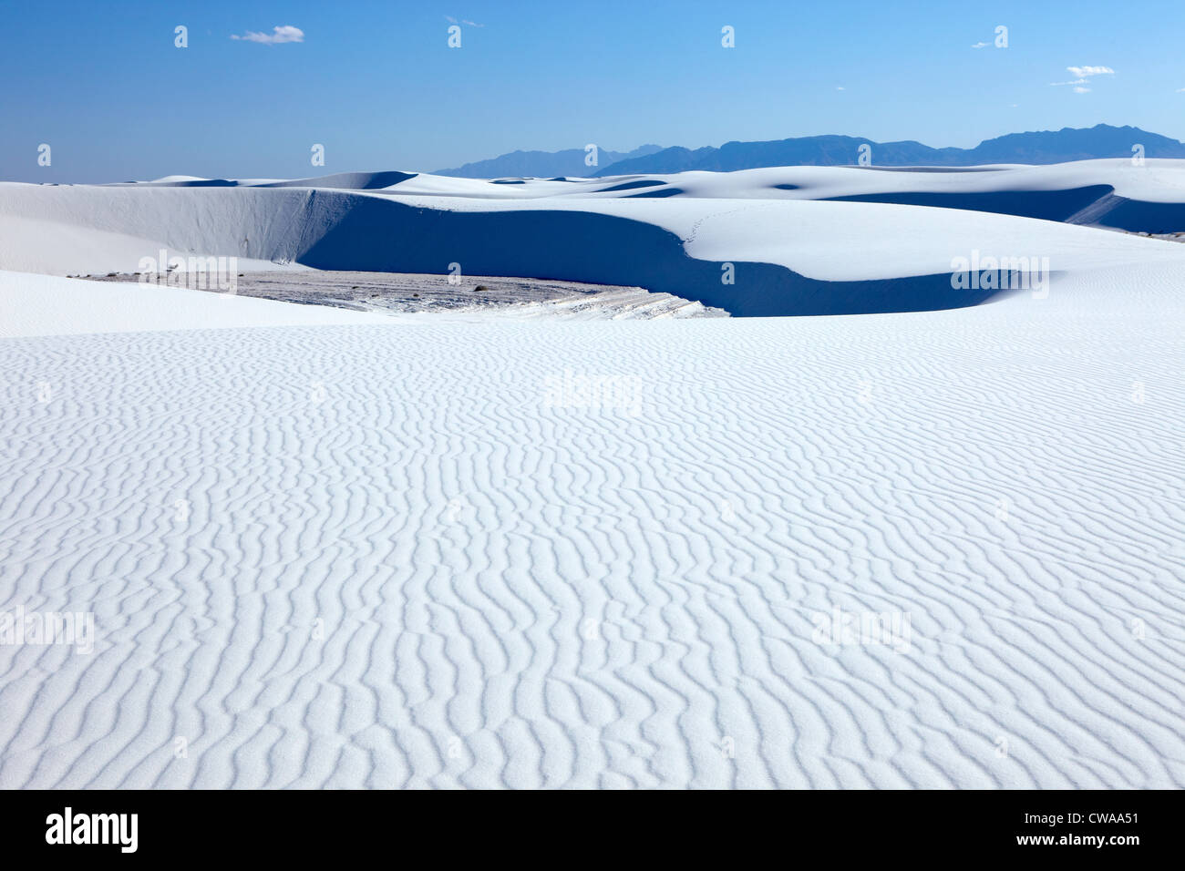 Las dunas de arena, el parque nacional de White Sands, Nuevo México, EE.UU. Foto de stock