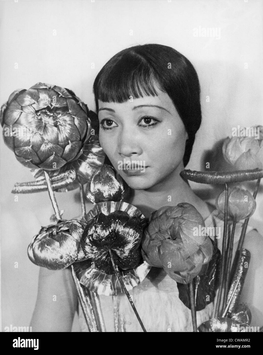 Anna May Wong (1905-1961), Chinese-American actriz, era una estrella internacional, pero sólo se suele ofrecer funciones auxiliares Foto de stock