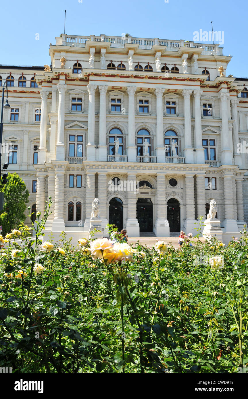 Arquitectura Barroca de un palacio en Viena, Austria. Foto de stock