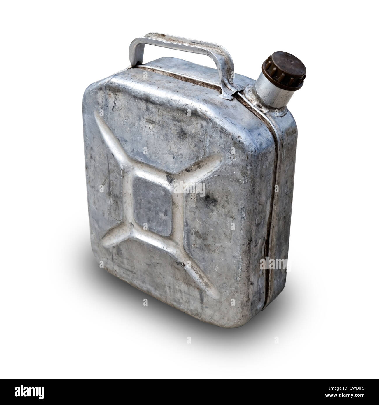 Bidón de Gasolina metálico antiguo aislado en blanco Fotografía de stock -  Alamy