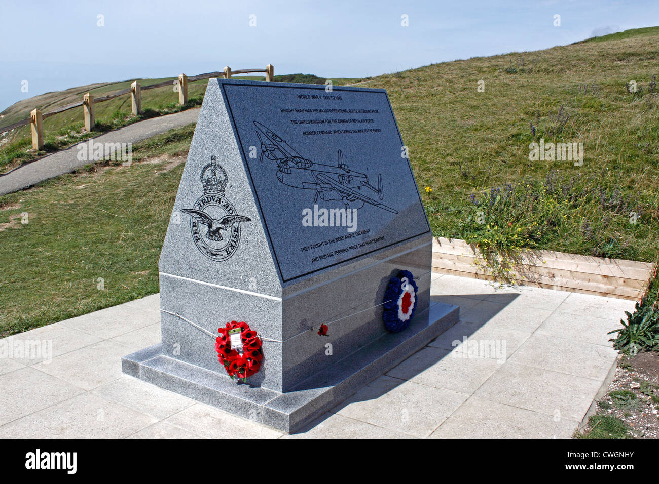 La RAF Bomber Command Memorial en Beachy Head. EAST SUSSEX, REINO UNIDO. Foto de stock