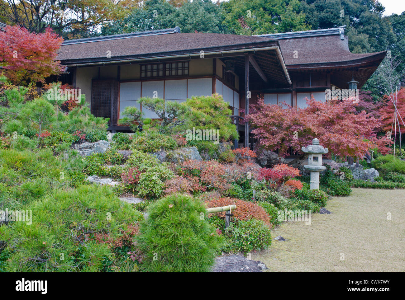 Japón, Kioto, Arashiyama Sagano, Okochi Sanso Villa Foto de stock