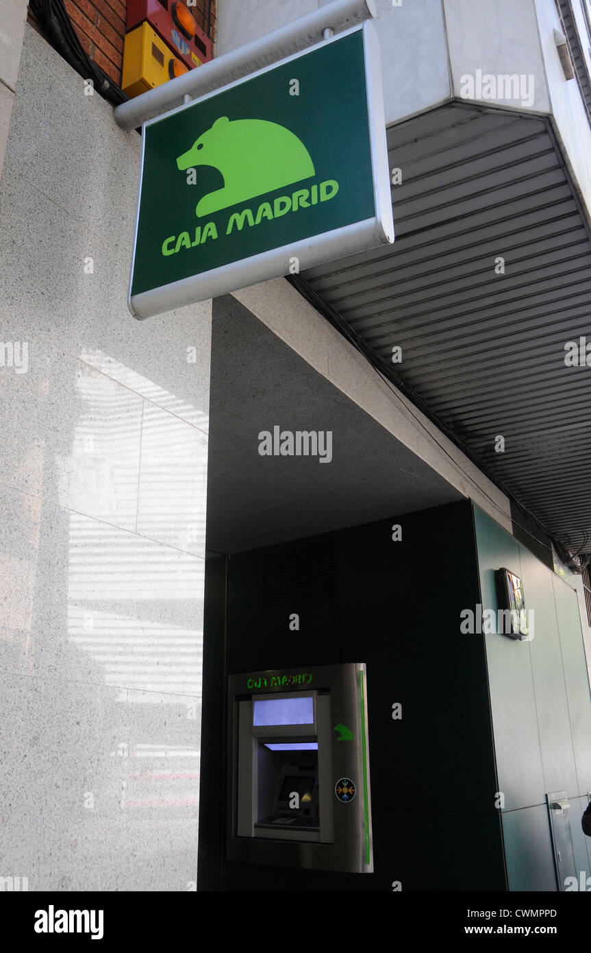 chupar Lágrima Escribir El banco español Caja Madrid ahora se llama BANKIA Fotografía de stock -  Alamy