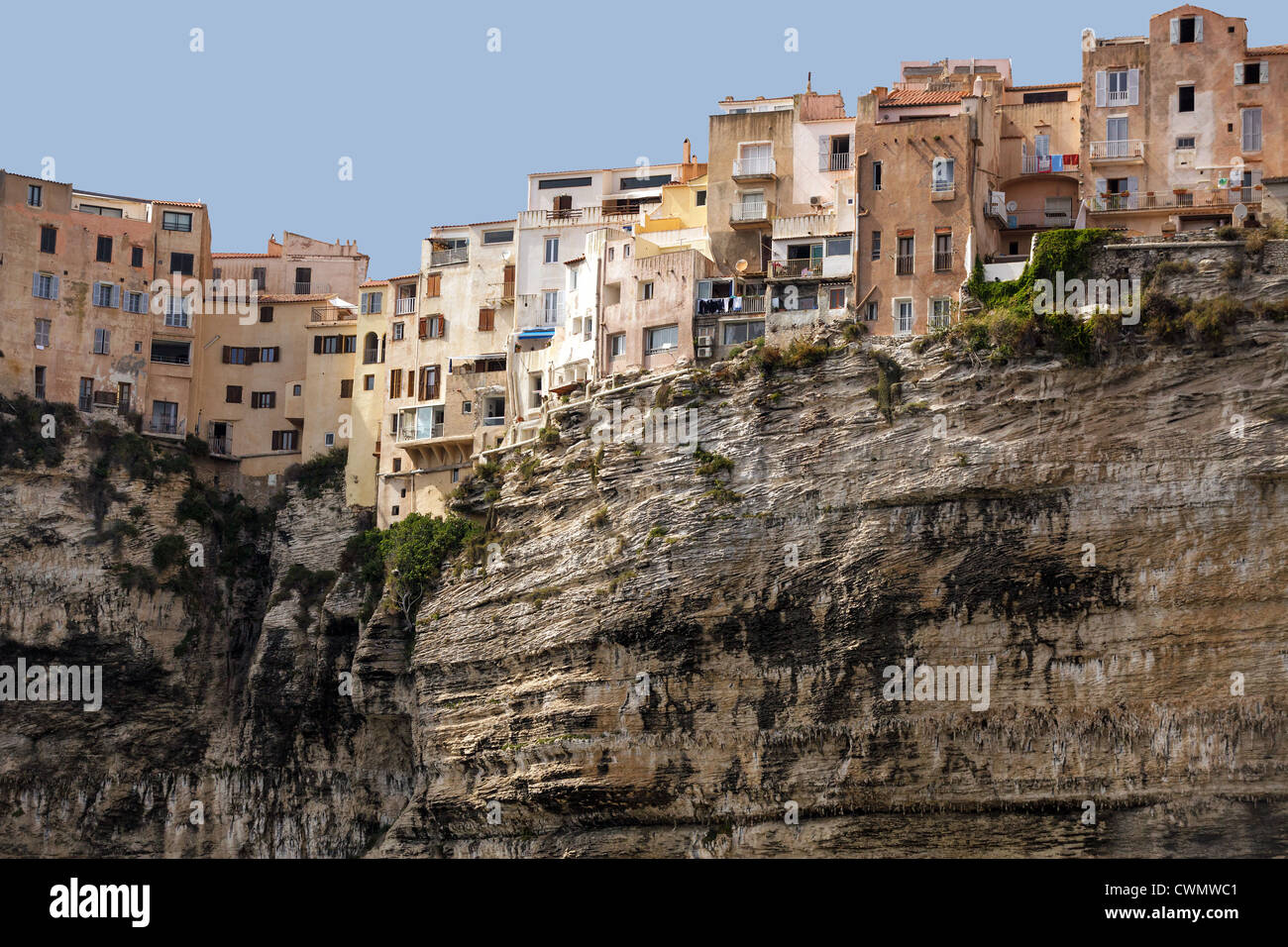 La ciudad de Bonifacio en el acantilado, Córcega, Francia Foto de stock