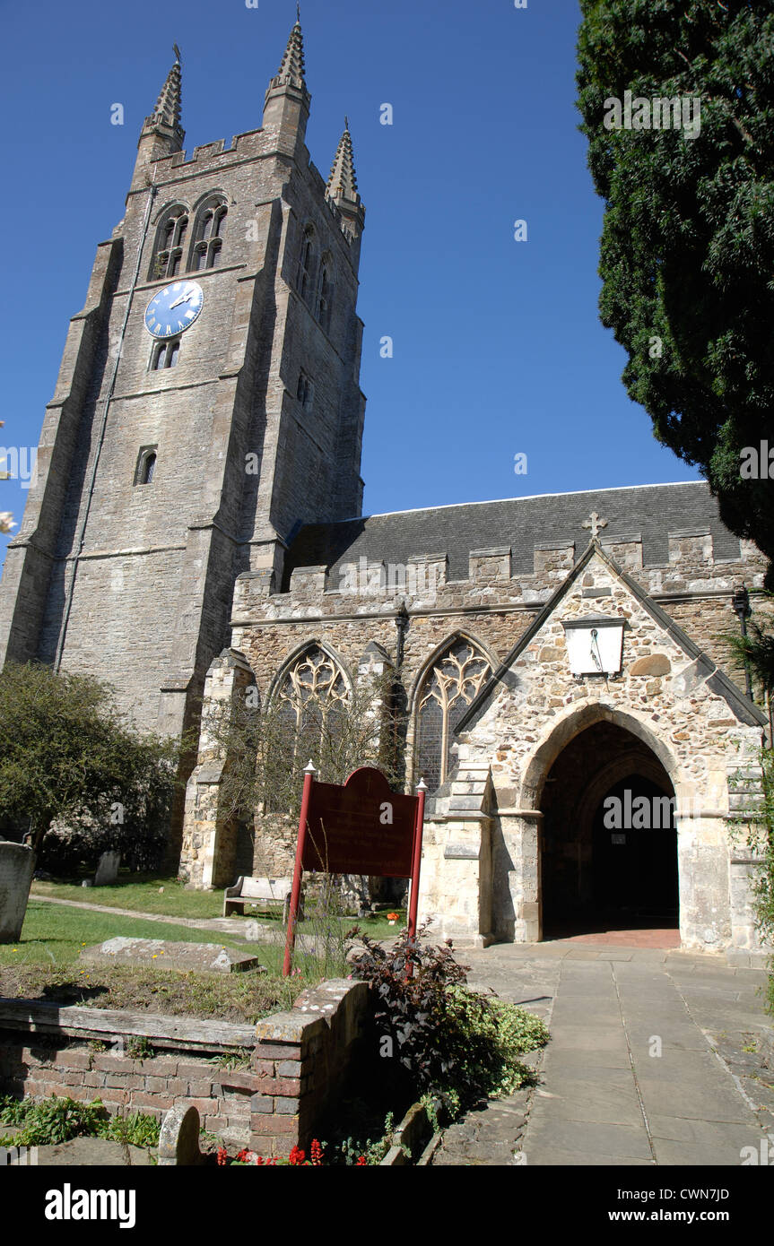 La Iglesia de Santa Mildred, Tenterden, Kent Fotografía de stock Alamy