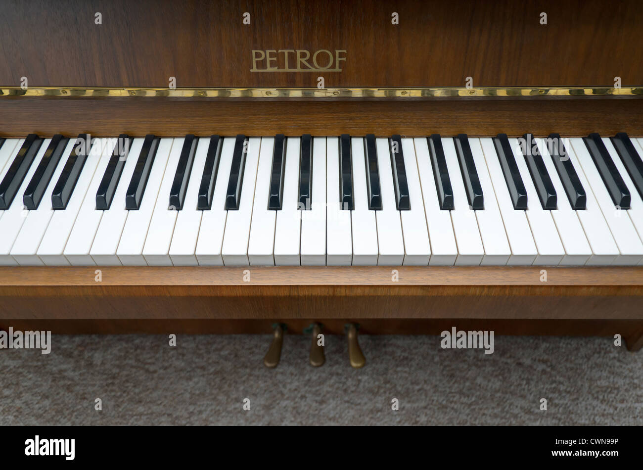 Petrof piano fotografías e imágenes de alta resolución - Alamy