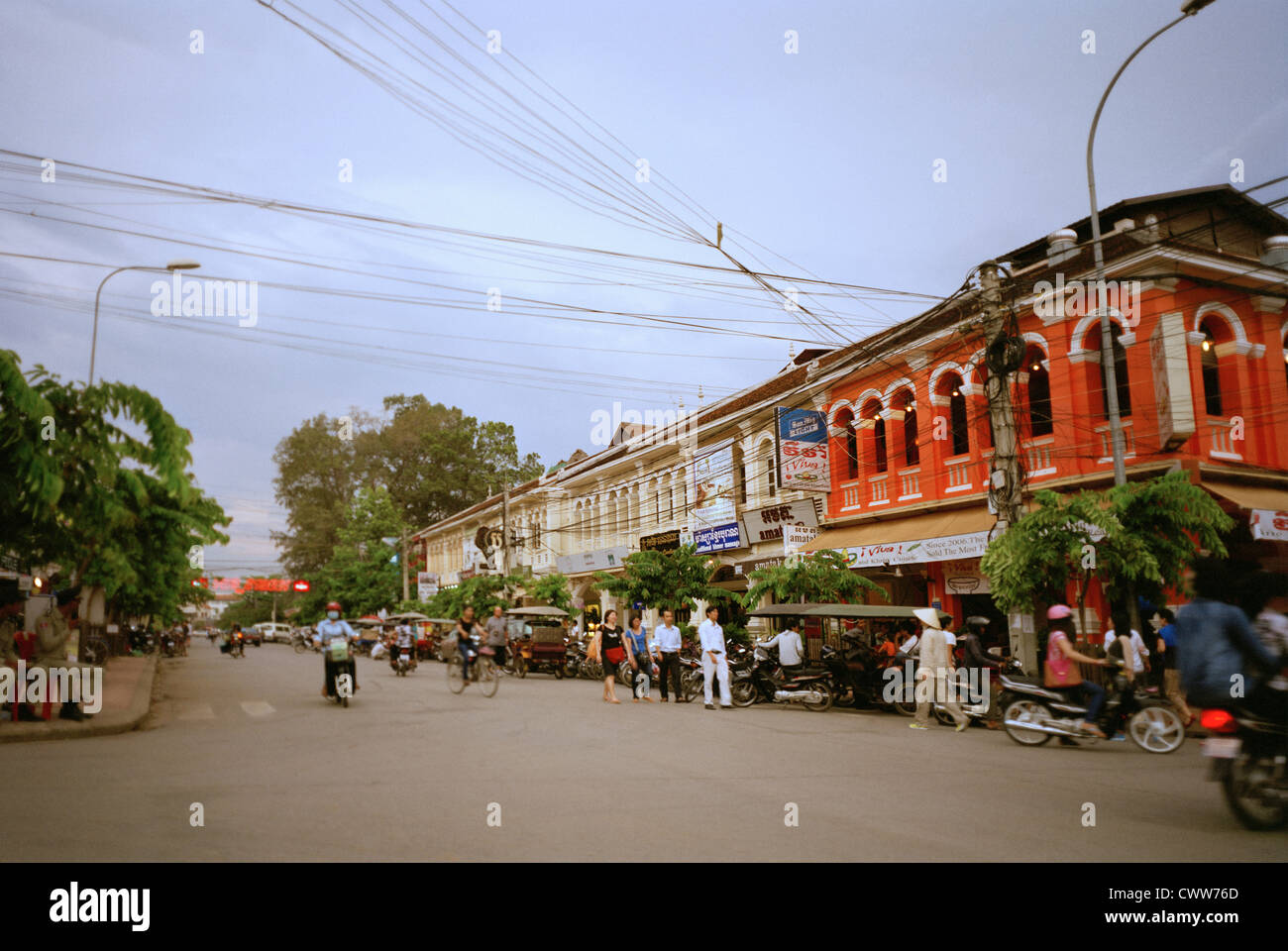 Siem Reap en Camboya en el Lejano Oriente, el sudeste de Asia. Gente la vida estilo mochilero mochilero escapismo Wanderlust Travel Foto de stock