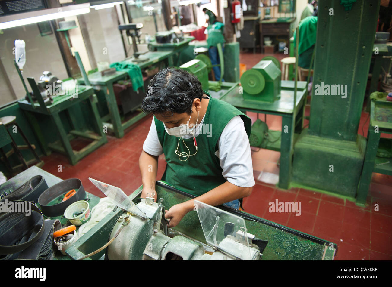 Trabajador de una fábrica de jade Casa del Jade, Jade, fábrica y Museo