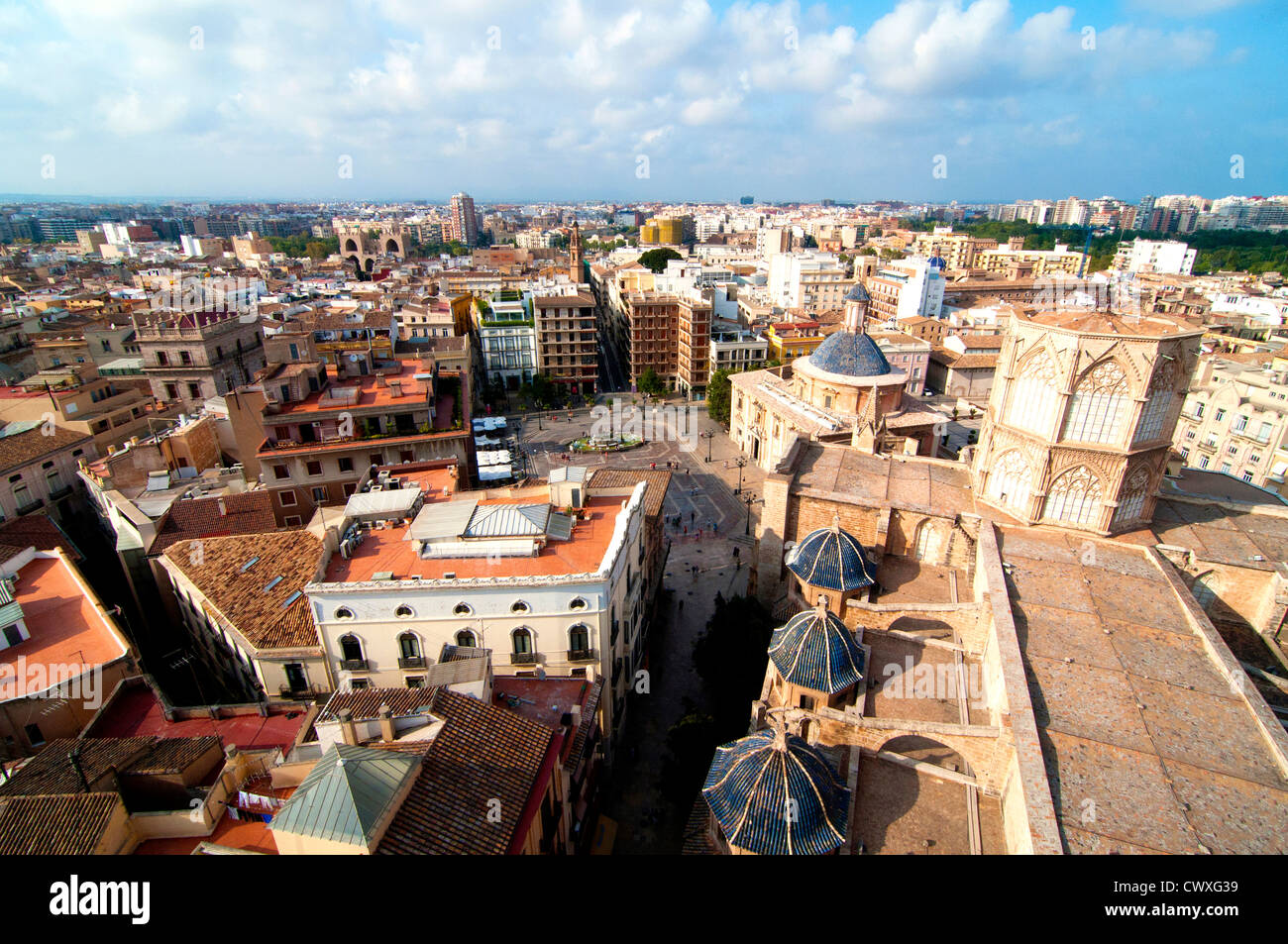 Vista de la Plaza de la Virgen tomada desde el Miguelete, Valencia, España Foto de stock