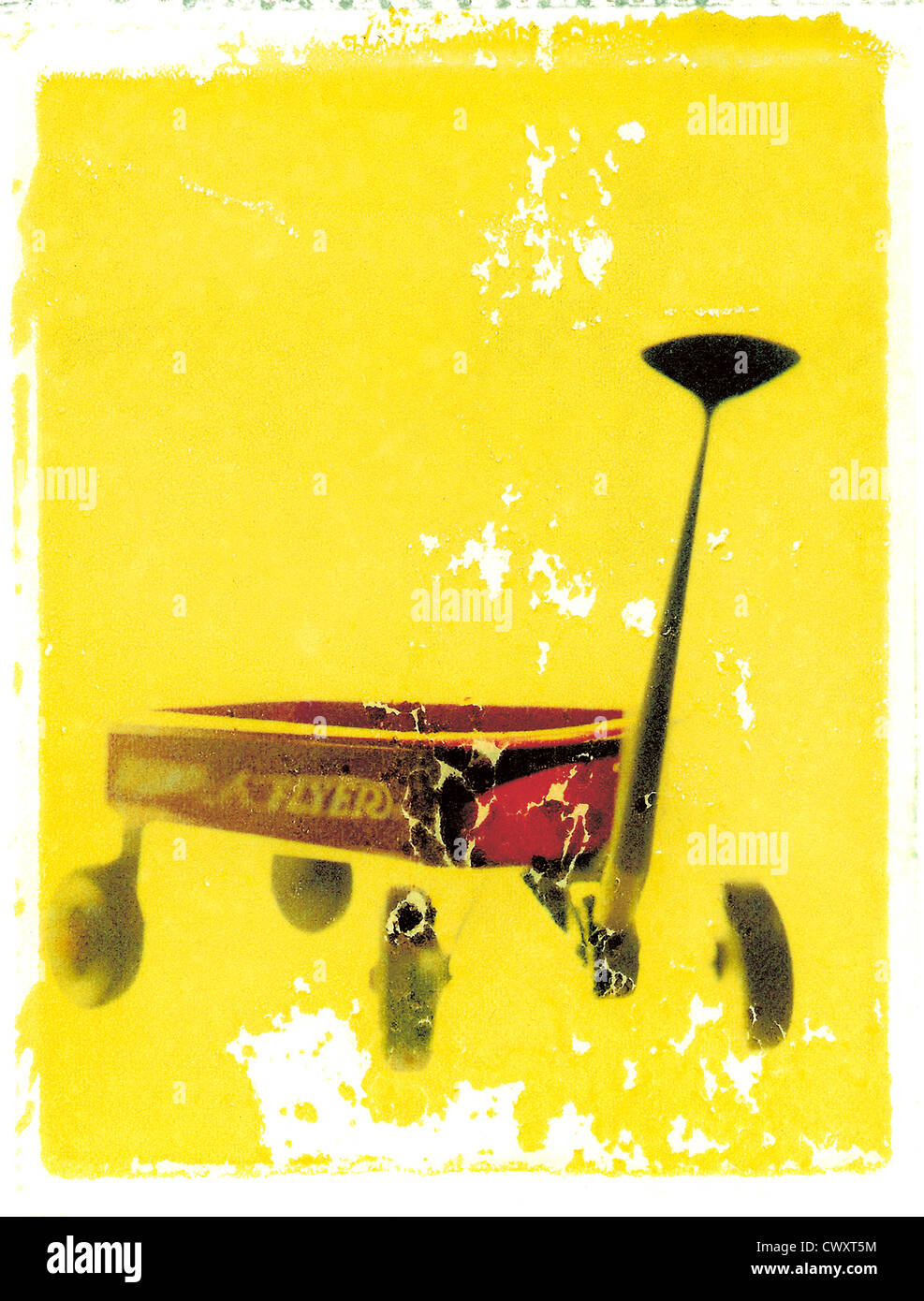 Red wagon Radio Flyer. Foto Ilustrativa de transferencia polaroid. ©mak  Fotografía de stock - Alamy