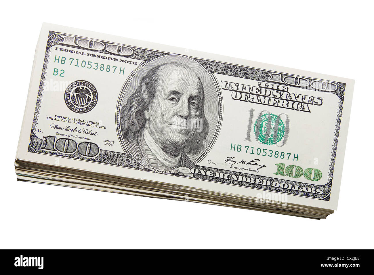 Pila de billetes de cien dólares estadounidenses billetes aislado sobre fondo blanco. Foto de stock