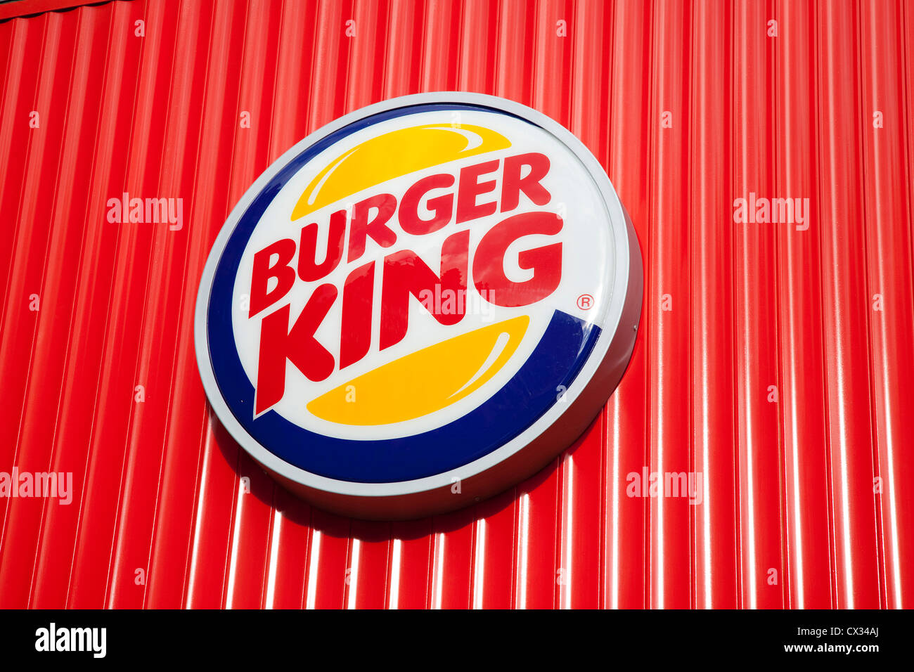 Burger king logo on red fotografías e imágenes de alta resolución Alamy