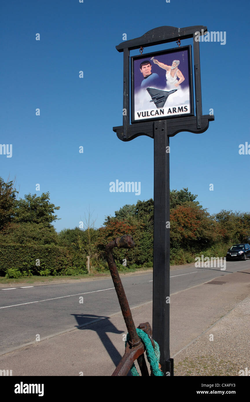 Cartel premiado para la Vulcan Arms Pub en Sizewell, Suffolk, Reino Unido Foto de stock