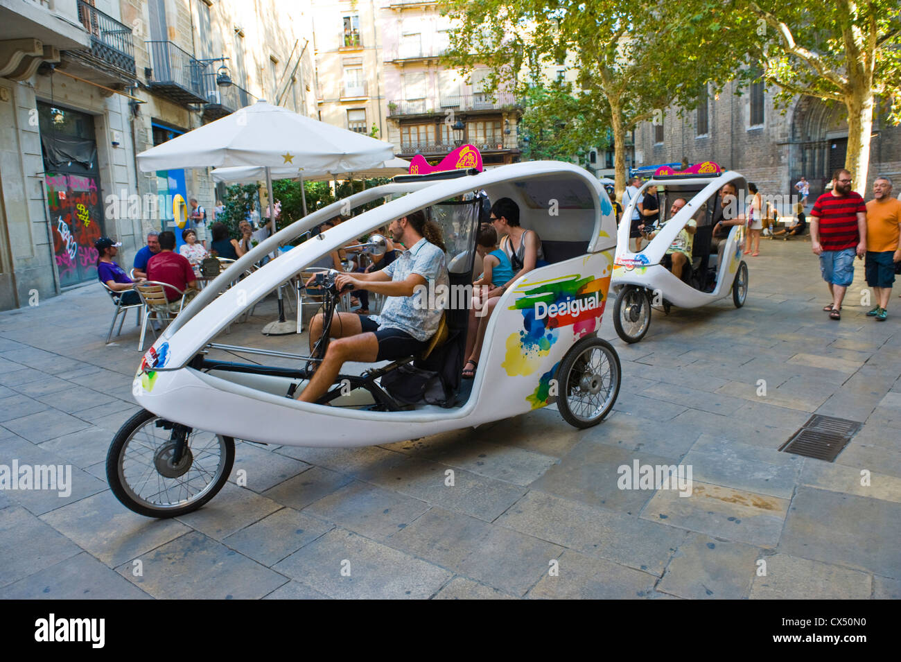 Alquilar triciclos fotografías e imágenes de alta resolución - Alamy