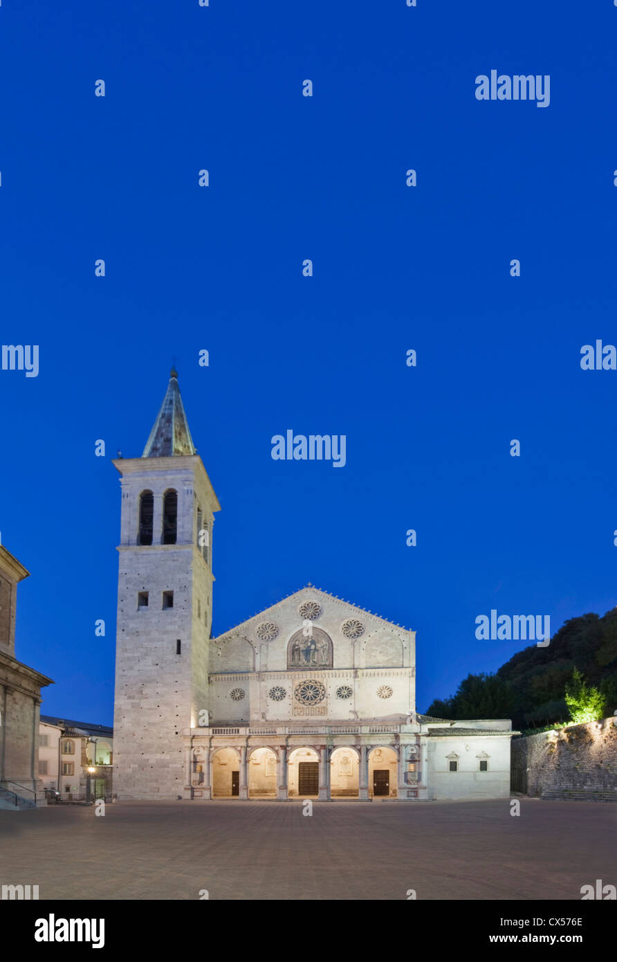 Europa, Italia, Umbria, Spoleto, el Duomo de Santa Maria Assunta Foto de stock