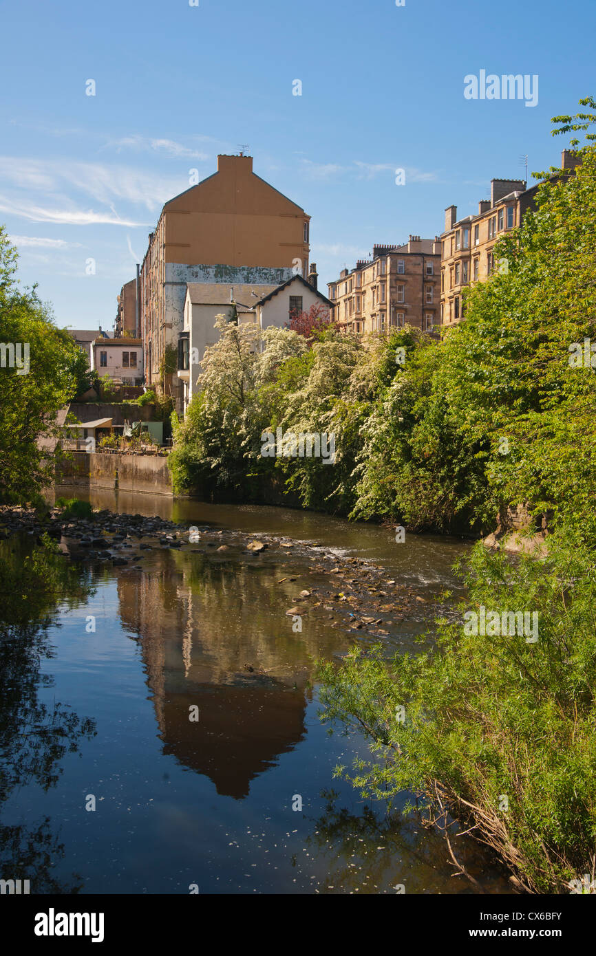 Kelvin Walkway, Glasgow, colores de primavera, soleada; Strathclyde Región; Escocia Foto de stock