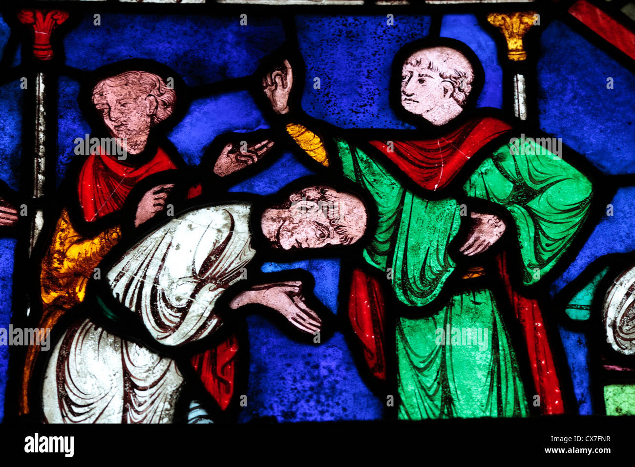 Ventana manchada en la Catedral de Canterbury, Canterbury, Kent, Inglaterra, Reino Unido. Foto de stock