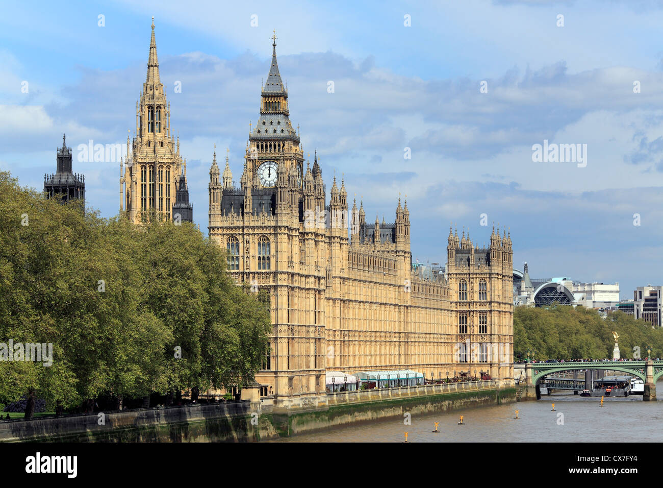 El Palacio de Westminster (Casas del Parlamento), Londres, Reino Unido. Foto de stock