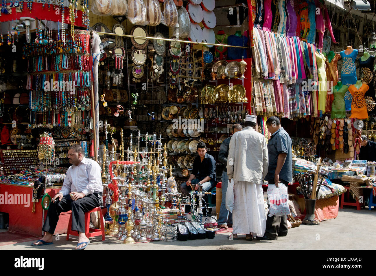 Mercado de Khan el Khalili, El Cairo Egipto Foto de stock
