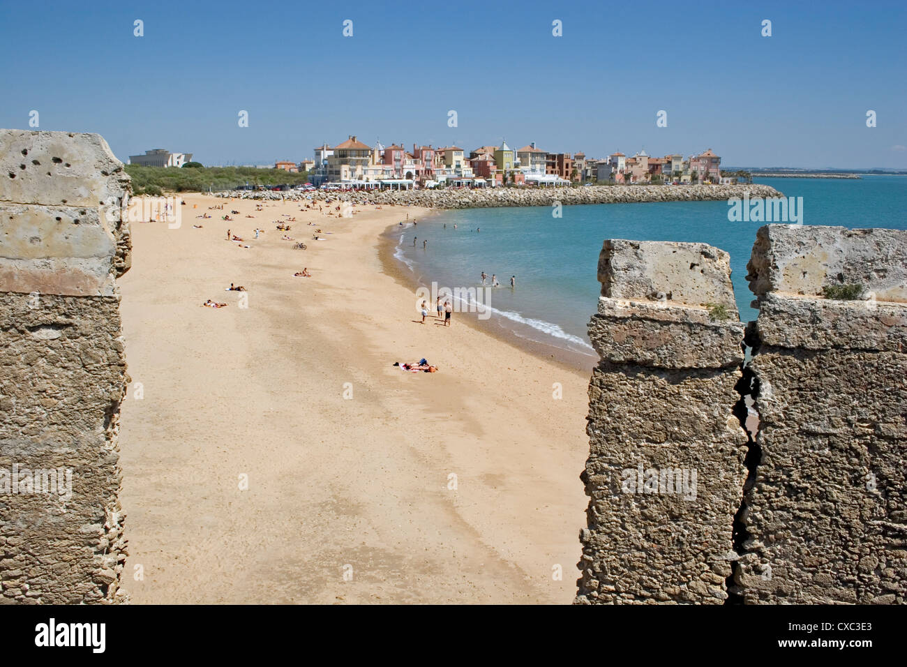 La Muralla Playa Puerto de Santa María Cádiz Andalucía España Fotografía de  stock - Alamy