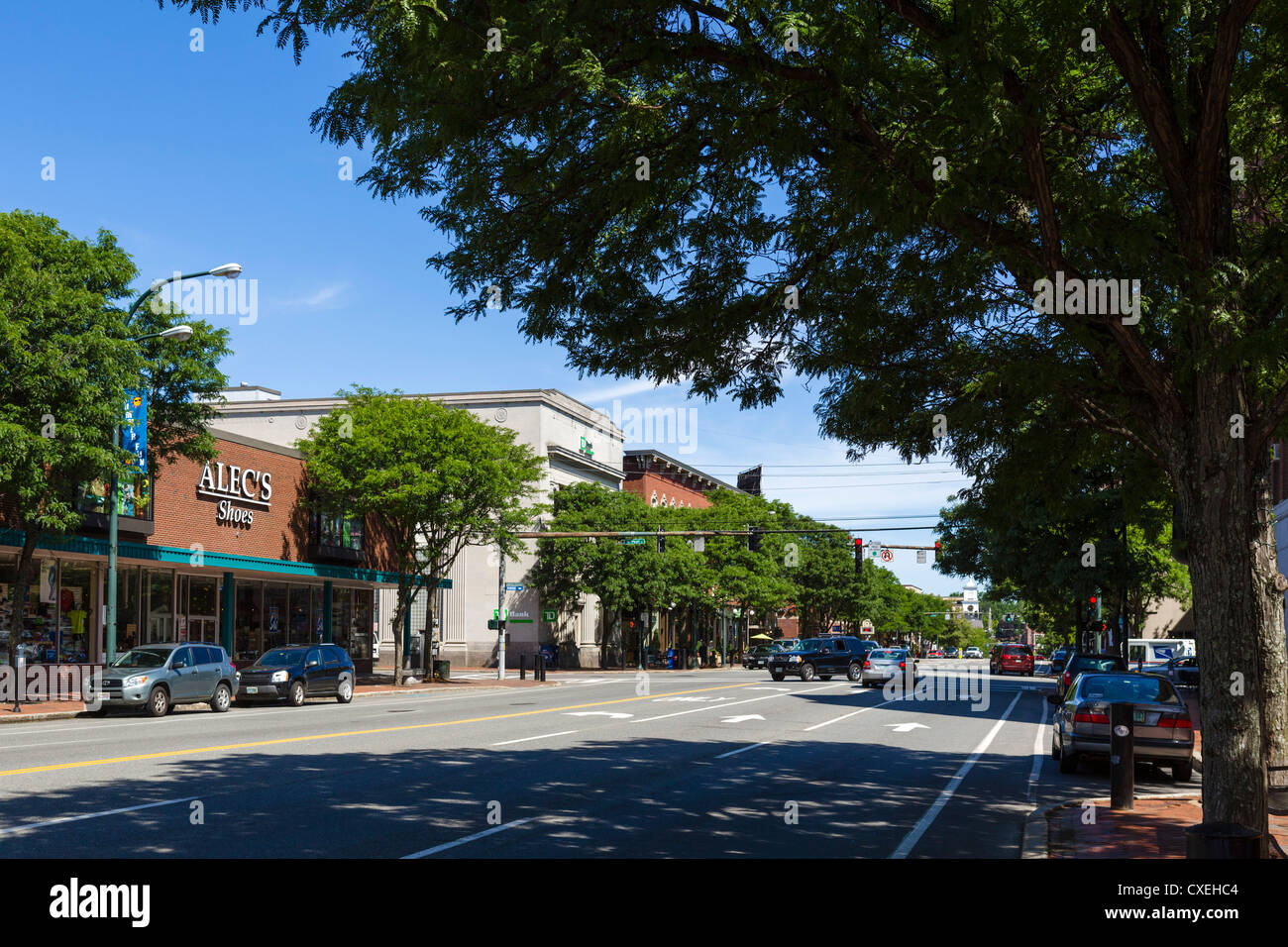 Main Street en el centro de la ciudad de Nashua, New Hampshire, EE.UU. Foto de stock