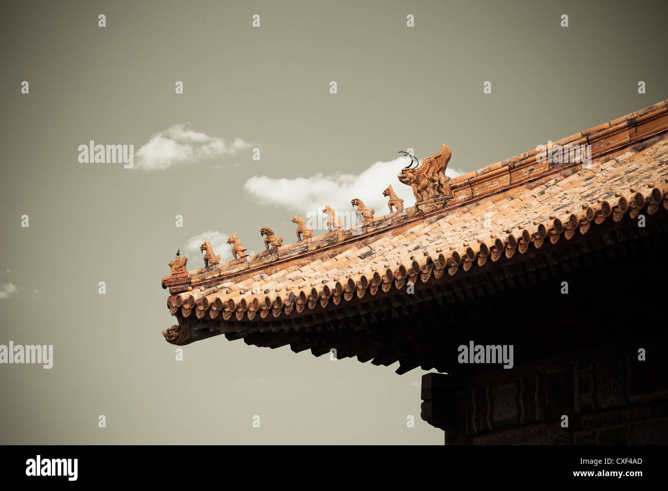 Aleros de chino tradicional Foto de stock