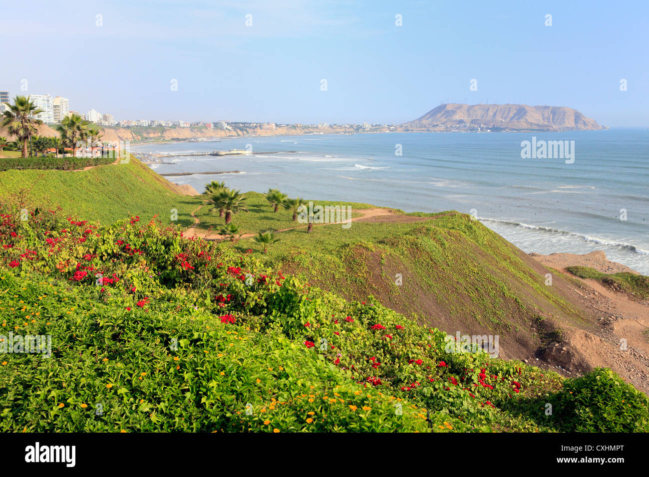 Costa del Pacífico en Miraflores, Lima, Perú. Foto de stock