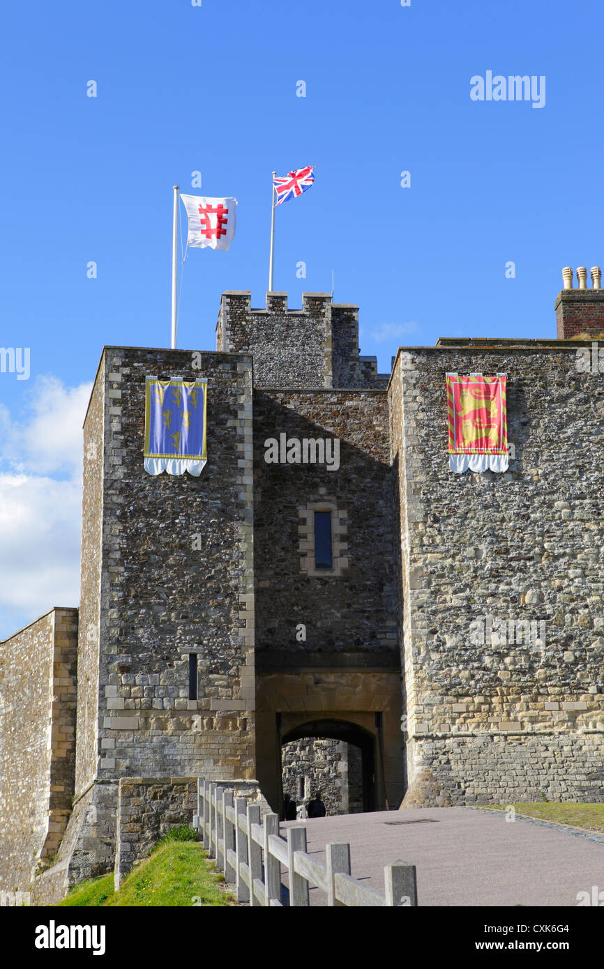 La gran torre entrada Castillo de Dover, Kent, Inglaterra GB Foto de stock